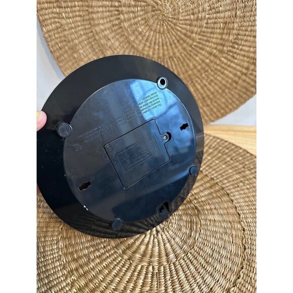 Sharper Image Virtual LED Space Pong - Picture 5 of 7